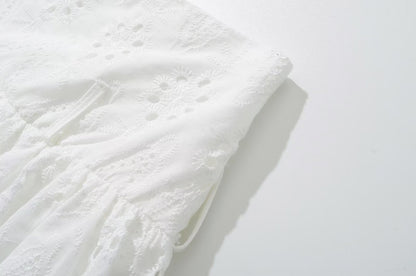 White Lace mini pleated skirt