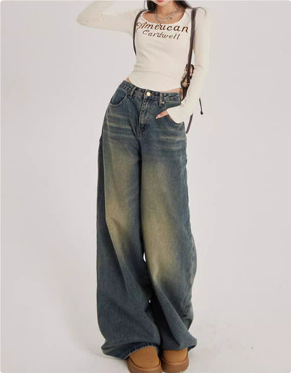 Mid Waisted Wide Leg vintage washed Jeans